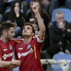 Pedro León tira del Getafe y mete en problemas al Depor