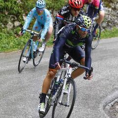 Valverde: "Sabemos cómo está Dumoulin... y está muy fuerte"