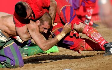 Calcio Storico Fiorentino, la modalidad de fútbol más violenta