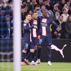 Mbappé y Messi hacen trizas al Marsella