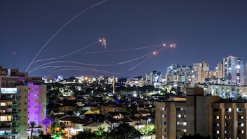 Israel's Iron Dome anti-missile system intercepts rockets launched from the Gaza Strip, as seen from Ashkelon in southern Israel October 9, 2023. REUTERS/Amir Cohen