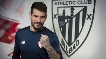 Herrerín toma el relevo de Arrizabalaga en la Europa League y mantiene la duda de si le darán la Copa, una vez que en el estreno en Formentera no actuó.