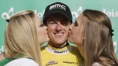 El suizo Rast ganó en un día en el que el pelotón se abstuvo