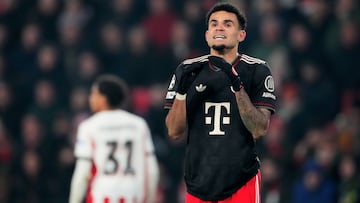 Lucho a media máquina también se destaca.