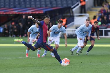 El líder de la Liga remonta el partido. Del 1-3 al 4-3. No falló Raphinha, que sigue de dulce con un doblete. Zurdazo del brasileño, superando la estirada de un Guaita que le adivinó las intenciones.
