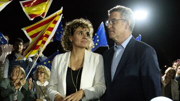 La candidata del PP a las elecciones europeas, Dolors Montserrat y el presidente del PP, Alberto Núñez Feijóo, durante el acto de inicio de campaña del Partido Popular, en Font Màgica de Montjuïc, a 23 de mayo de 2024, en Barcelona, Catalunya (España). Este es el primer acto de campaña electoral del PP para las elecciones al Parlamento Europeo del próximo 9 de junio, antes de la pega de carteles prevista para hoy por la noche.
23 MAYO 2024;MITIN;ELECCIONES EUROPEAS;CATALUÑA;9J
Alberto Paredes / Europa Press
23/05/2024