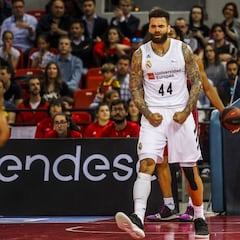 Taylor, 365 partidos y en el mejor quinteto defensivo del Lasismo