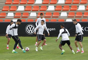 Valencia's session in Paterna