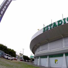 Operativo de seguridad para evitar aglomeraciones fuera del estadio León