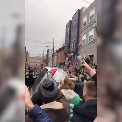Eagles fans out flipping cars