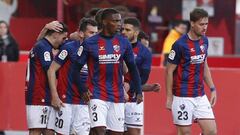 Remiro se convierte en el mejor guardián del Huesca