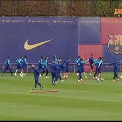 El Barcelona entrena antes de medirse al Valencia en Mestalla