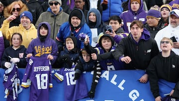 The Lions against the Vikings clash at U.S. Bank Stadium (4:30pm ET) forms part of the Netflix world wide Christmas Day broadcast.