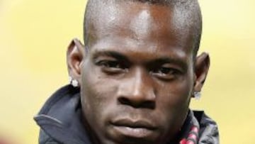 El Milan se cansa del mal comportamiento de Balotelli y le pone un tutor.