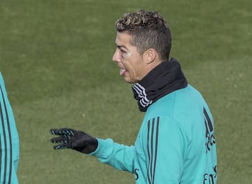 El ojo de Cristiano protagonista en el entrenamiento del Madrid