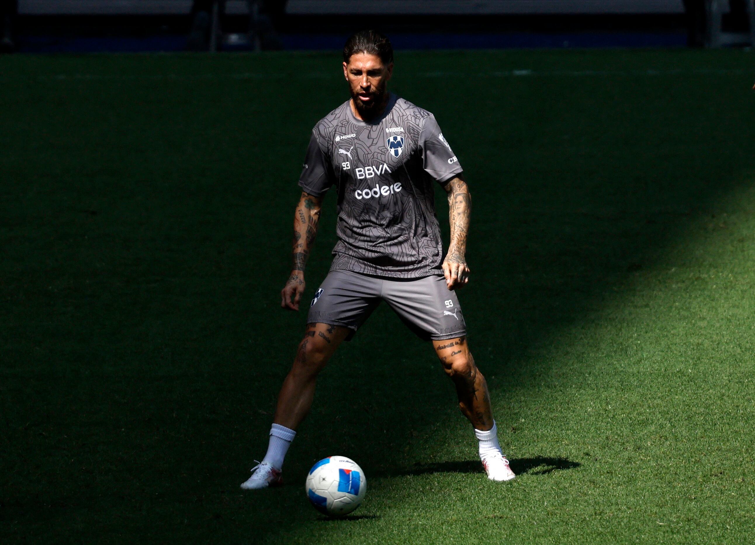 Esto separa a Sergio Ramos de su debut con Monterrey
