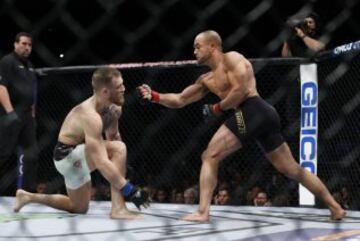 McGregor, el combate histórico que dejó KO a Eddie Álvarez