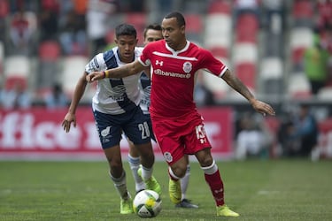 Llega del Olympiacos de Grecia al Toluca. Es un delantero colombiano que viene a apuntalar el ataque choricero.