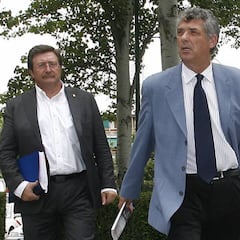 Juan Larrea: 30 años con Ángel María Villar codo a codo