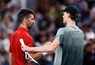 La leyenda de Djokovic contra el muro de Sinner