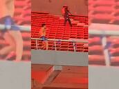 Una escena repudiable: así terminó el disturbio en el Libertadores de América