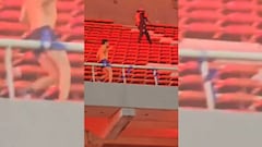 Una escena repudiable: así terminó el disturbio en el Libertadores de América