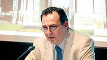 <b>CONFERENCIANTE.</b> Mayoral ayer en la sede del COE.