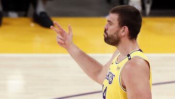 Los Angeles (United States), 28/05/2021.- Los Angeles Lakers center Marc Gasol reacts after scoring a three pointer during the fourth quarter of the NBA playoffs basketball game 3 between the Phoenix Suns and the Los Angeles Lakers at the Staples Center in Los Angeles, California, USA, 27 May 2021. (Baloncesto, Estados Unidos, F&eacute;nix) EFE/EPA/ETIENNE LAURENT SHUTTERSTOCK OUT