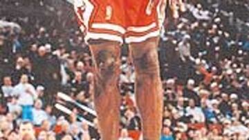 <b>DIOS CONTRA BOSTON. </b>En el Garden, el 23 de Chicago fue Dios.