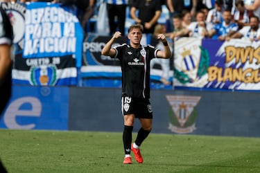 Remontada con sufrimiento retro