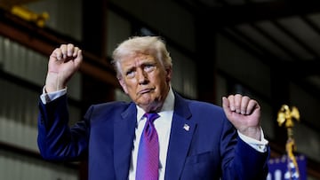 U.S. President Donald Trump gestures at the end of an event during a visit to Coosa Steel Corporation, in Rome, Georgia, U.S., February 19, 2026. REUTERS/Kevin Lamarque