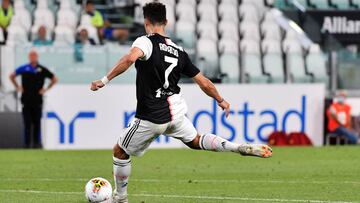 TURIN, ITALY - JULY 26: Cristiano Ronaldo of Juventus scores 1-0  during the Italian Serie A   match between Juventus v Sampdoria at the Allianz Stadium on July 26, 2020 in Turin Italy (Photo by Mattia Ozbot/Soccrates/Getty Images)