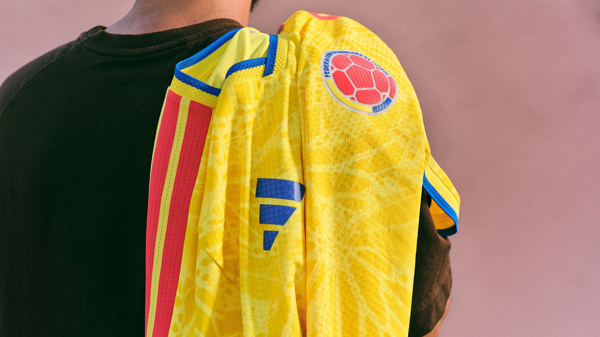 ¿Cuánto vale la camiseta de Colombia original del Mundial 2026?