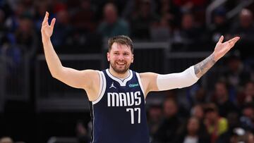 El esloveno consigue su s¨¦ptimo triple-doble consecutivo, se pone la capa de h¨¦roe y decir luchar contra todo en un final de temporada trepidante en el que vuelven a coger algo de distancia respecto a Lakers y Warriors.