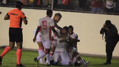 Cuarto triunfo seguido de la 'U'