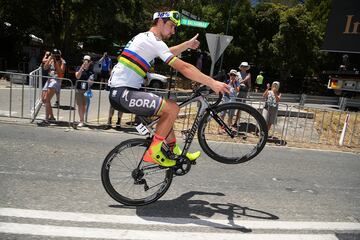 Uno de los mejores ciclistas de siempre, el único en toda la historia que ha conquistado tres arcoíris de forma consecutiva. Este es el legado deportivo que deja un Peter Sagan al que el bajón de rendimiento le ha llegado antes de lo esperado, a los 33 años. Seguirá con el MTB, con el objetivo de clasificarse para los Juegos de París en 2024.