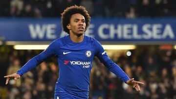 Chelsea&#039;s Brazilian midfielder Willian celebrates scoring the team&#039;s first goal during the English FA Cup fifth round football match between Chelsea and Hull City at Stamford Bridge in London on February 16, 2018. / AFP PHOTO / Glyn KIRK / RESTR