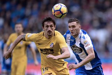 Stefan Savic y Lucas Pérez.