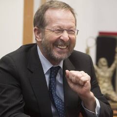 "El Ajax es el Madrid de Holanda, pero mira más hacia el Barça"