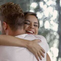 OT El reencuentro muestra el emotivo abrazo entre Bisbal y Chenoa