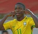 Vinicius planta a la selección
Sub-17 por ayudar al Flamengo