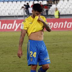 Tana: "Realizamos demasiados pases de balón largo"