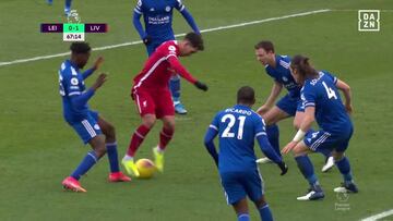 'Zinedine' Firmino eleva la ruleta a otra dimensi¨®n: ni a Zidane le dio por usarla con ese fin
