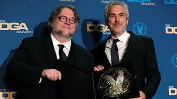 Guillermo del Toro y Alfonso Cuar&oacute;n en premiaci&oacute;n