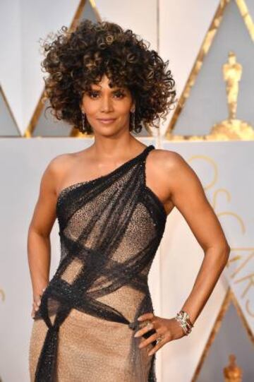 Halle Berry en la alfombra roja