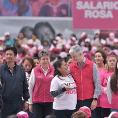 Entregan más de 5 mil tarjetas del Salario Rosa en el Estado de México