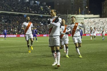 De Tom¨¢s afila la espada ante el Celta, un oponente inolvidable