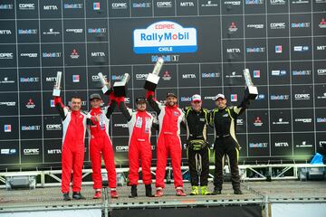 Emilio Rosselot y Tomás Cañete celebraron la victoria en la R3.