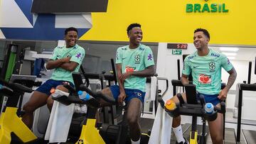 Vinicius Jr., Rodrygo y Endrick en un entrenamiento de Brasil.
