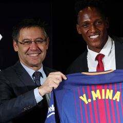 Yerry Mina: “Se me erizó la piel cuando se me acercó Messi”